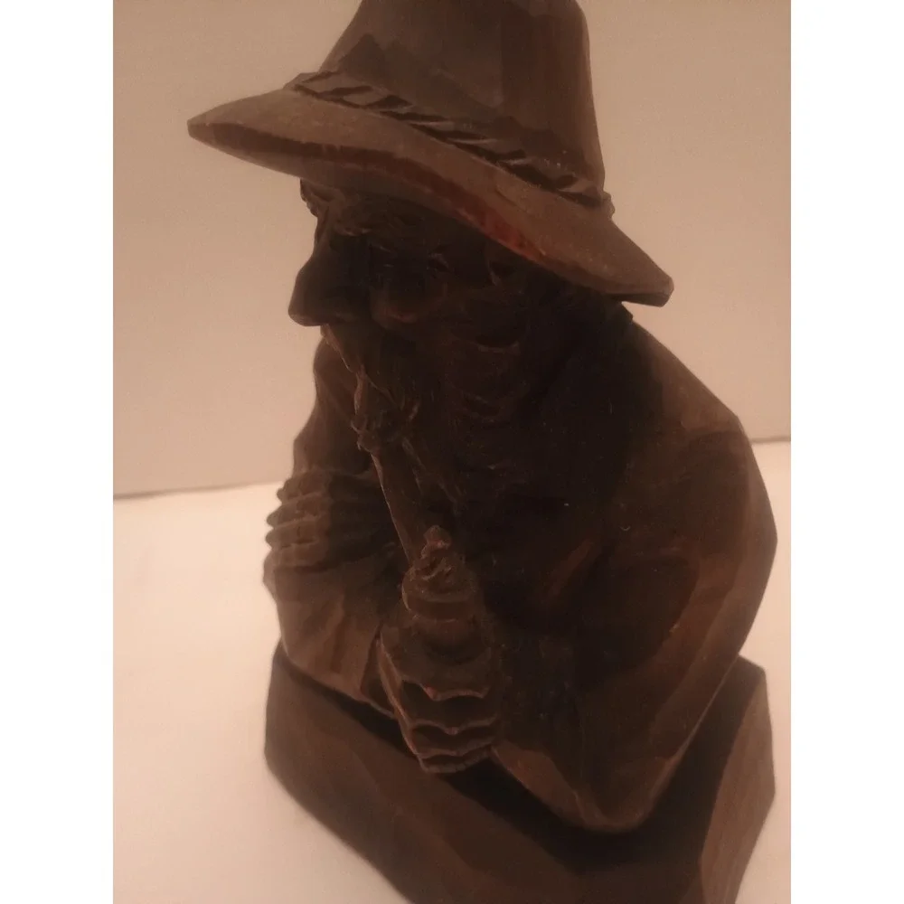 Vintage Folk Art Wood Carving Old Man Smoking Pipe Rustic